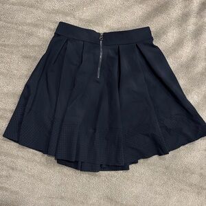 Elegant Black lululemon flowy Women's Skirt size S